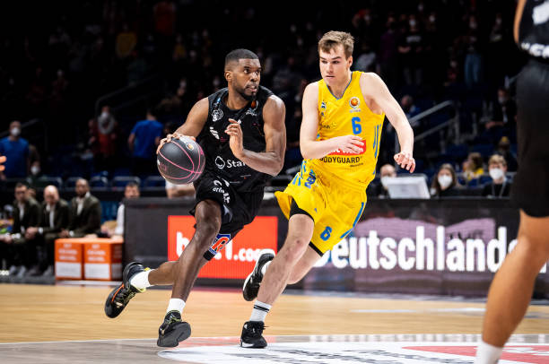 更多年轻人 更多年轻人