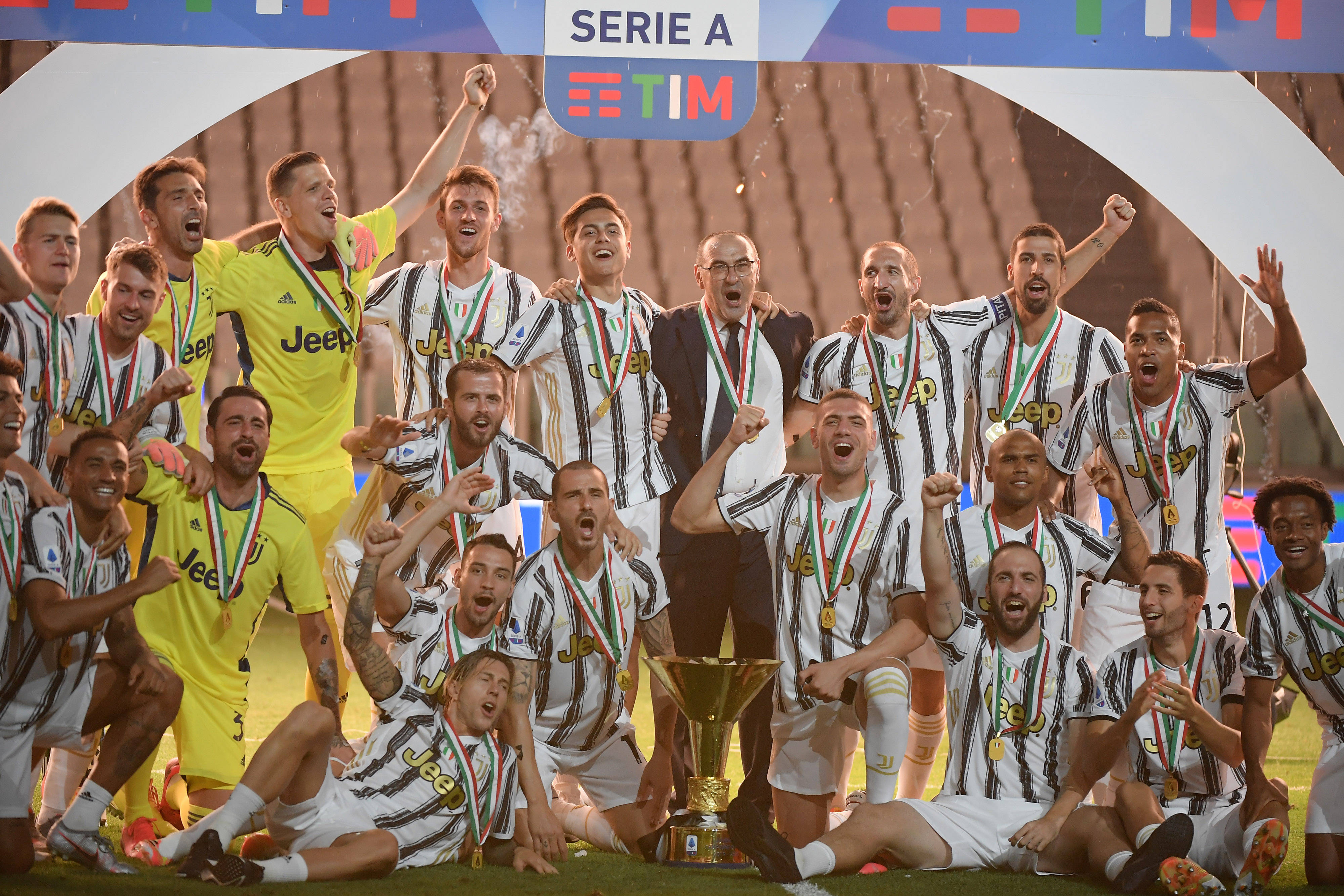 媒体的广泛 媒体的广泛