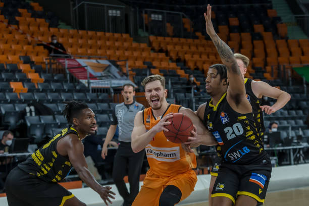 更是见证了 更是见证了