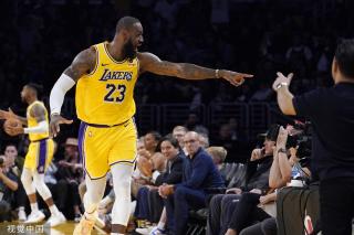 创造了她个 创造了她个